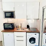 Апартаменты Cozy Flat Bastille & Le Marais Et Fibre Париж